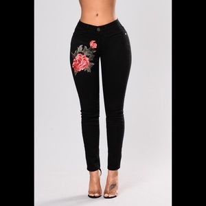 Fashion Nova Floral Jeans- Size 9